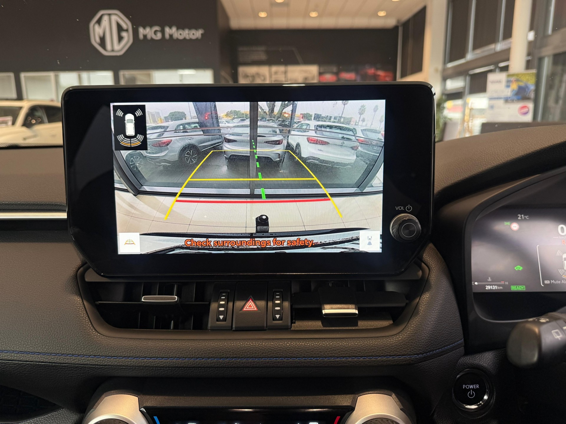 2024 Toyota RAV4 Xse 2.5Ph/4Wd/Hd - Image 17