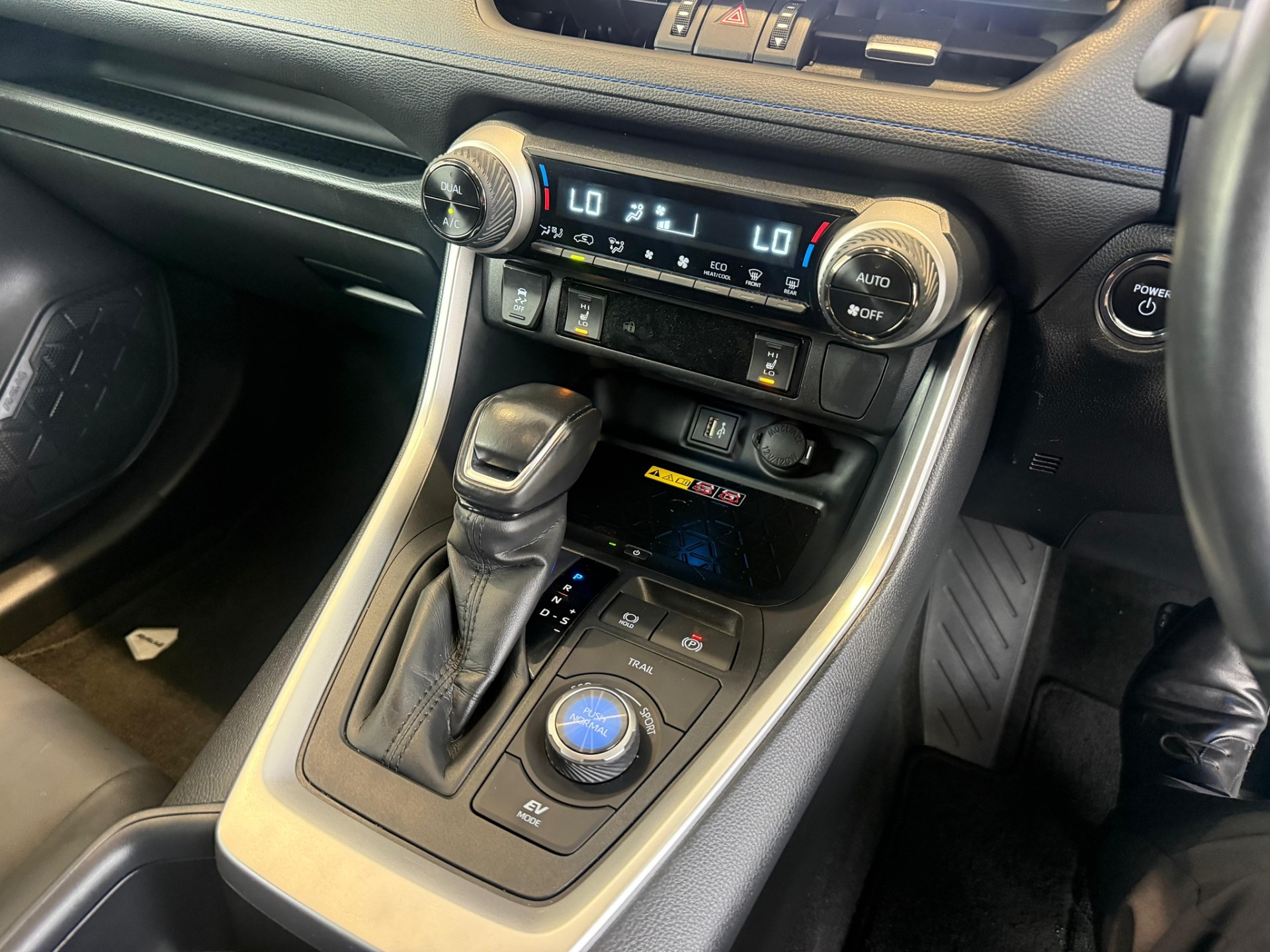 2024 Toyota RAV4 Xse 2.5Ph/4Wd/Hd - Image 18