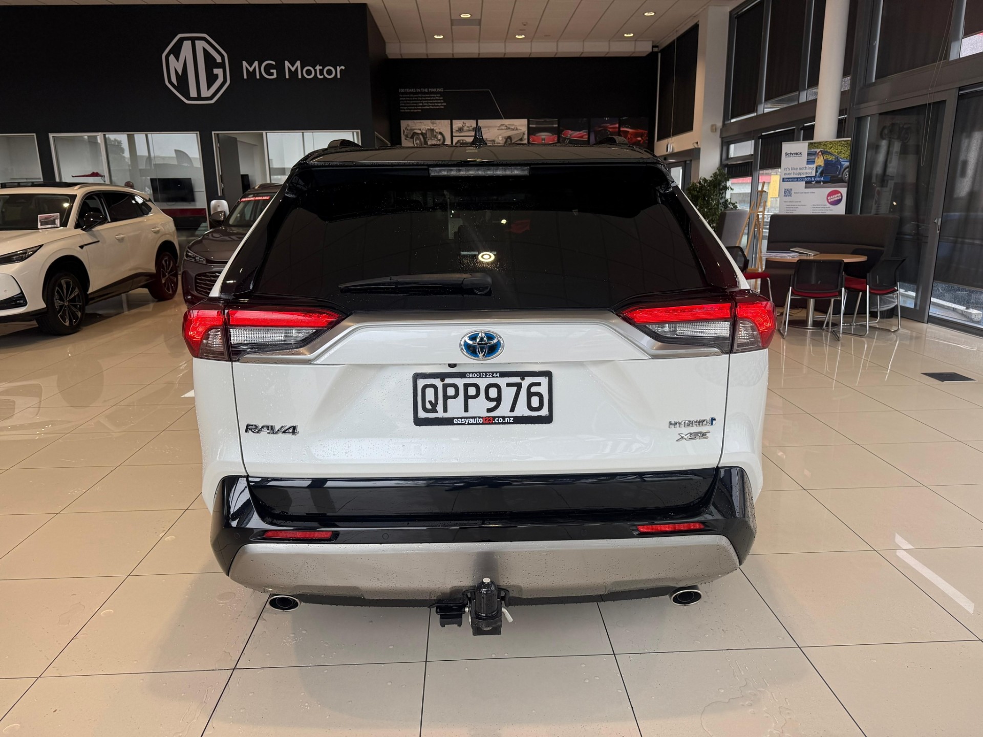 2024 Toyota RAV4 Xse 2.5Ph/4Wd/Hd - Image 7