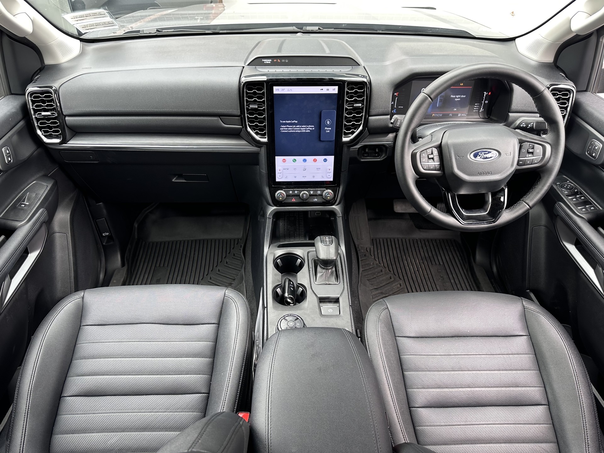 2025 Ford Everest Sport 2.0 - Image 11
