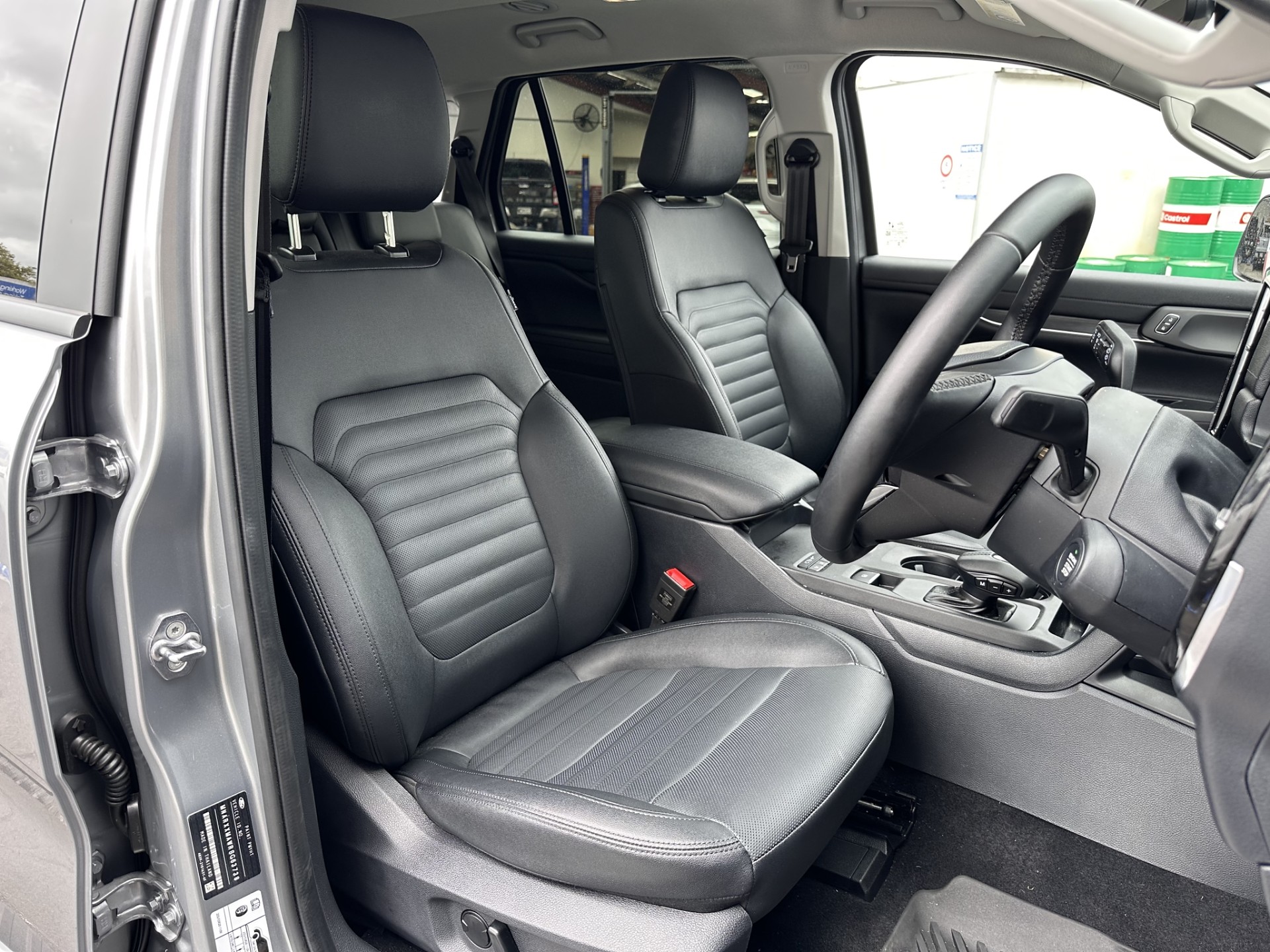 2025 Ford Everest Sport 2.0 - Image 12