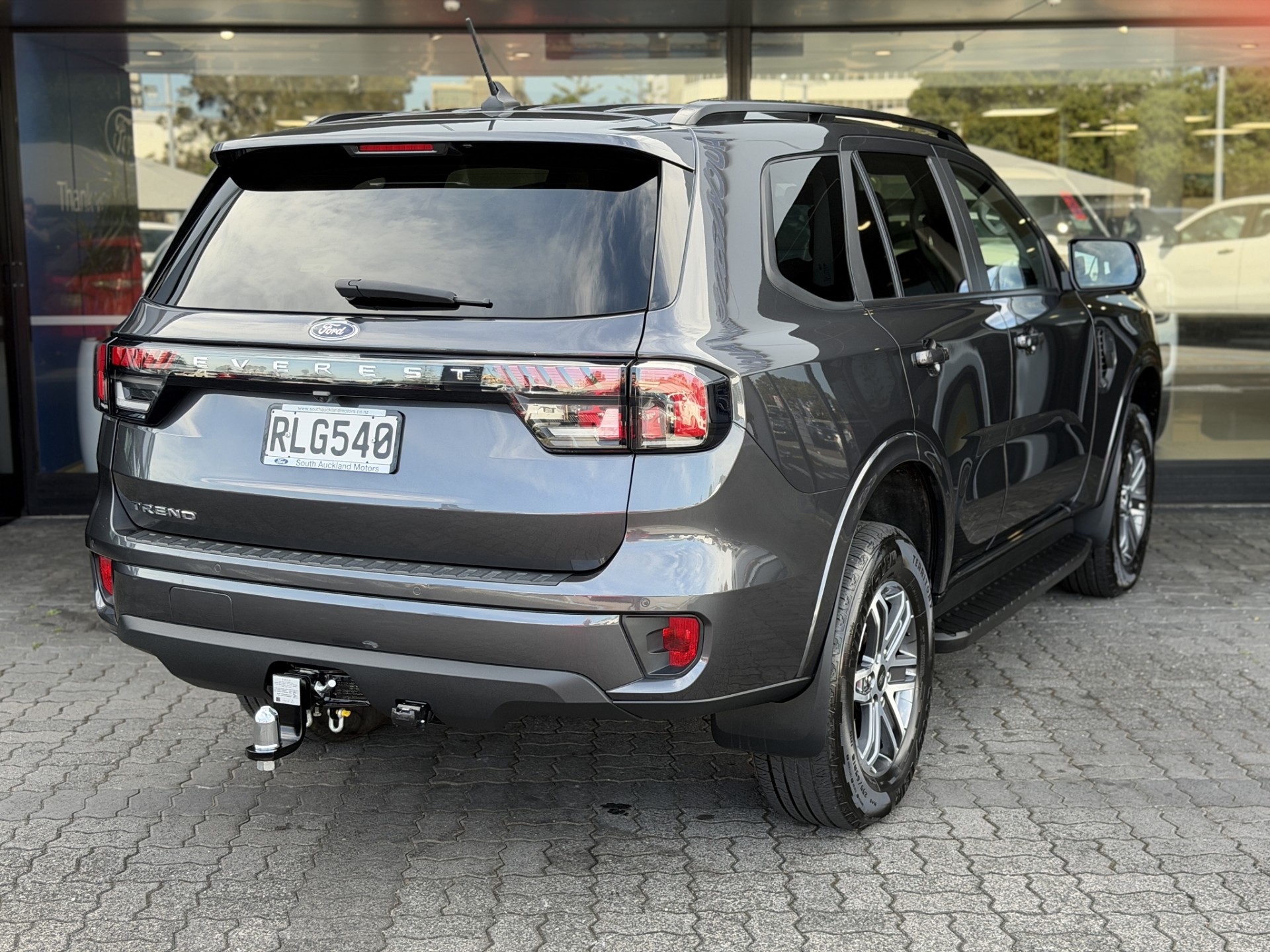 2025 Ford Everest Trend 2.0D/4Wd/10At - Image 7