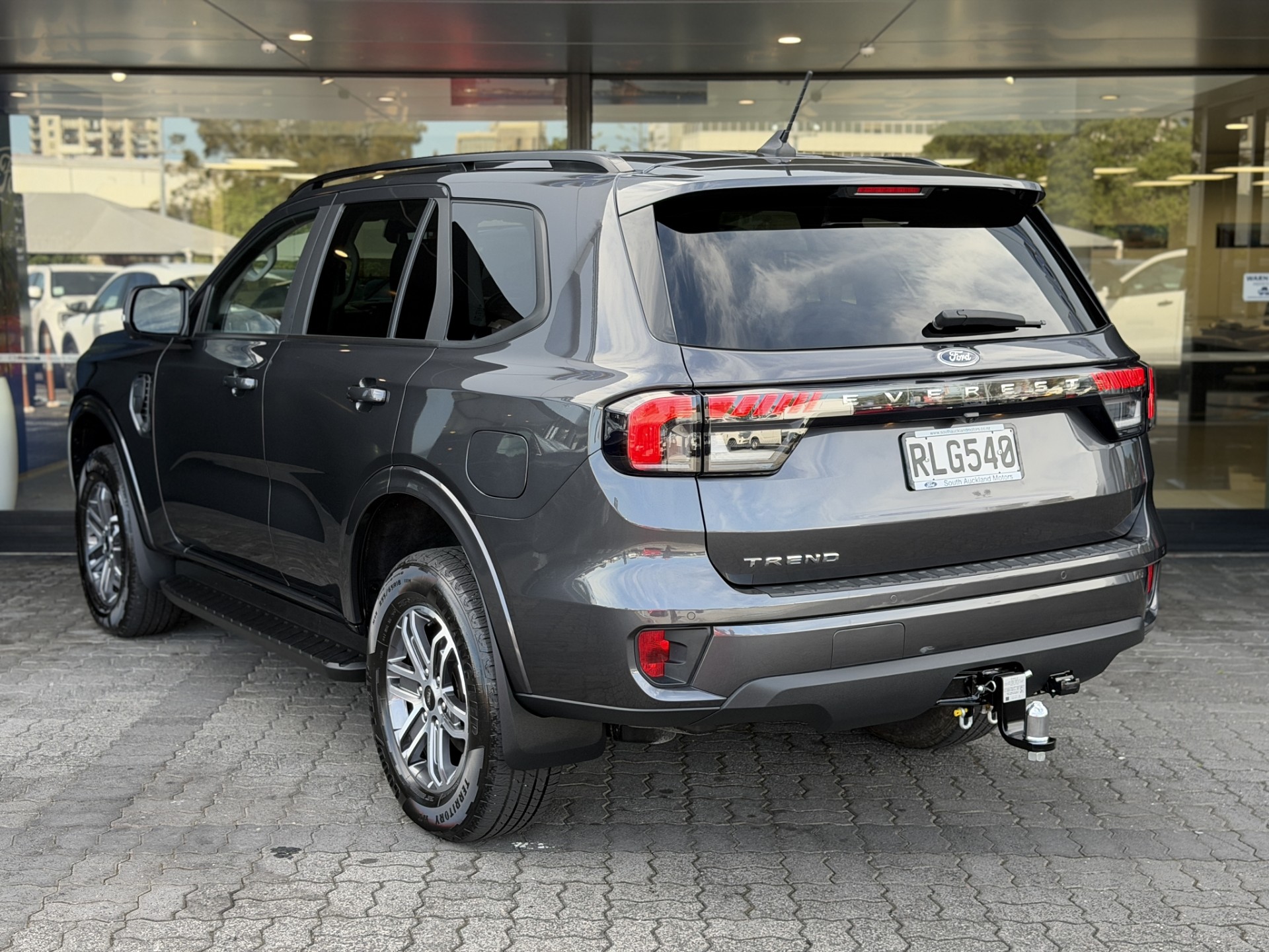 2025 Ford Everest Trend 2.0D/4Wd/10At - Image 10