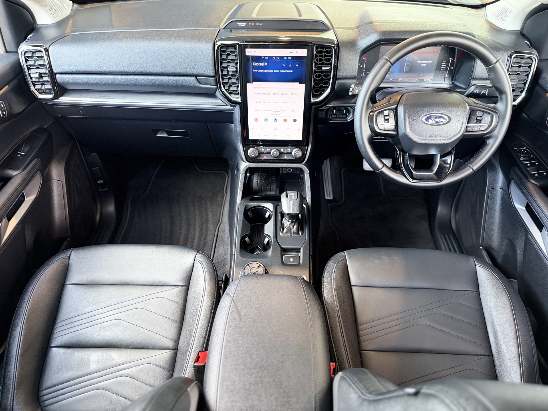 2025 Ford Everest Trend 2.0D/4Wd/10At - Image 14