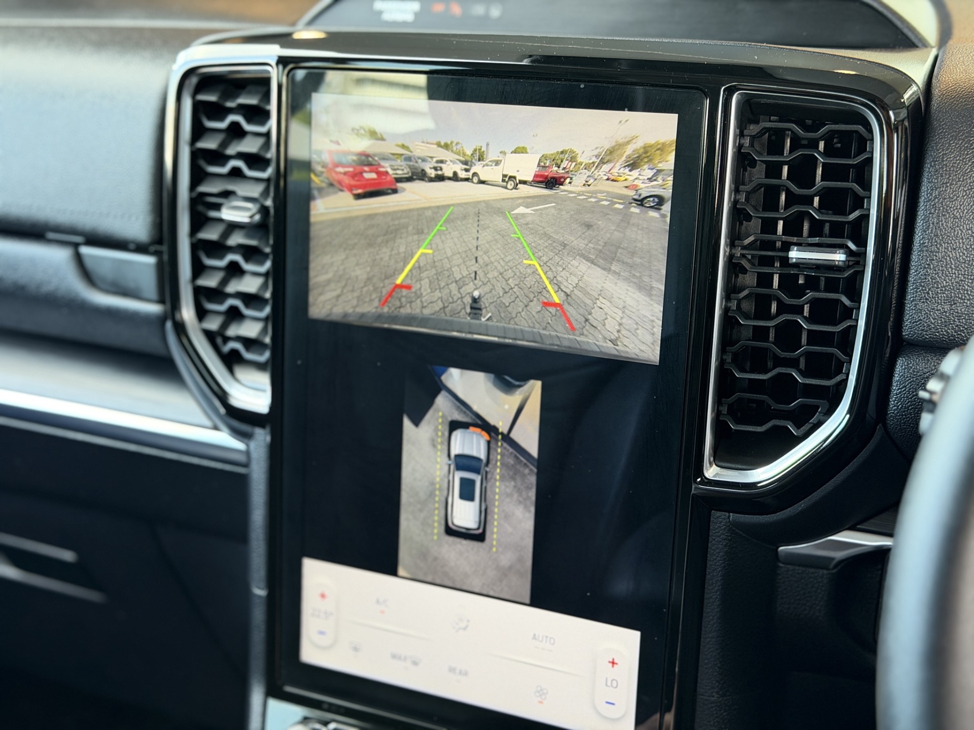 2025 Ford Everest Trend 2.0D/4Wd/10At - Image 20