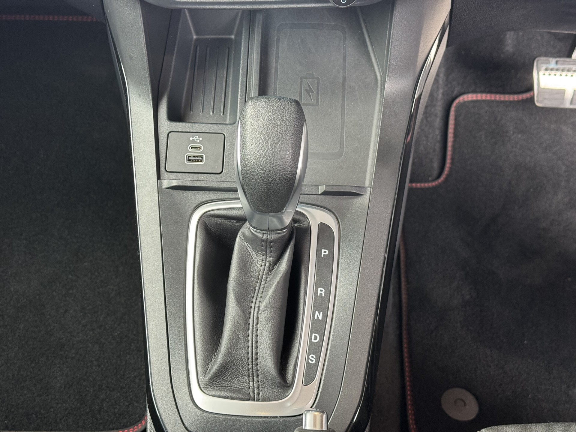 2025 Ford Puma ST-LINE 1.0PMH HYBRID - Image 17