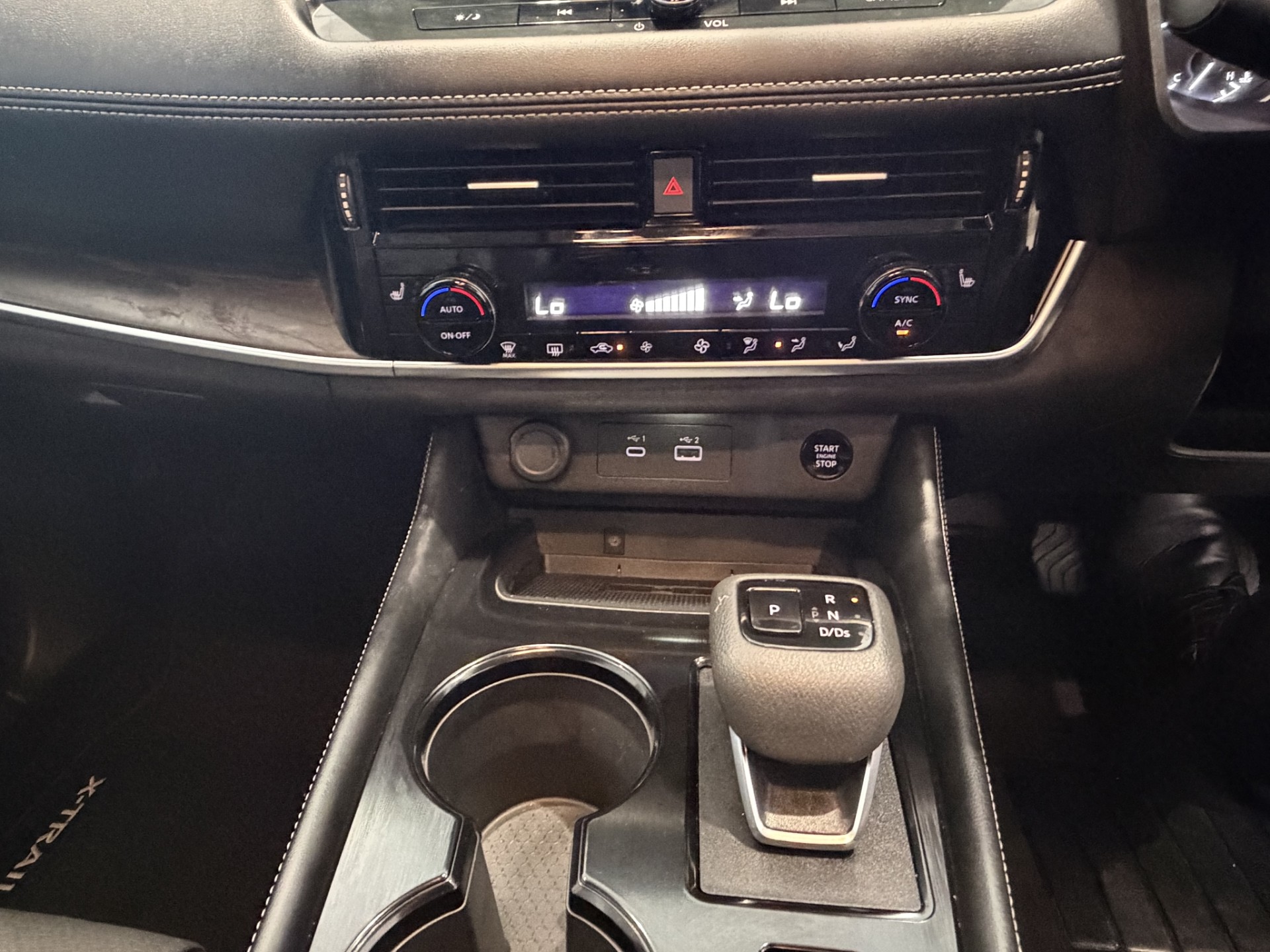 2025 Nissan X-Trail St-L 2.5P/4Wd/Cvt - Image 18