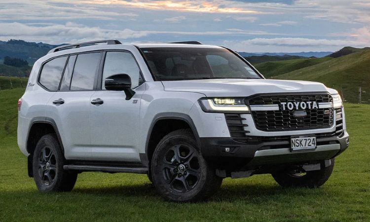 2026 Toyota Land Cruiser 300 lease finance