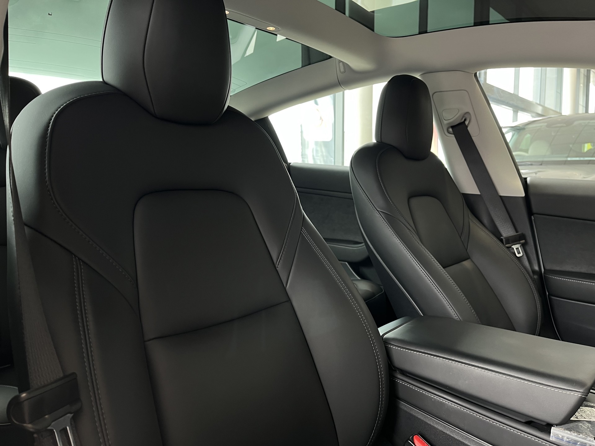 2021 Tesla Model 3 Standard Range Plus - Image 11