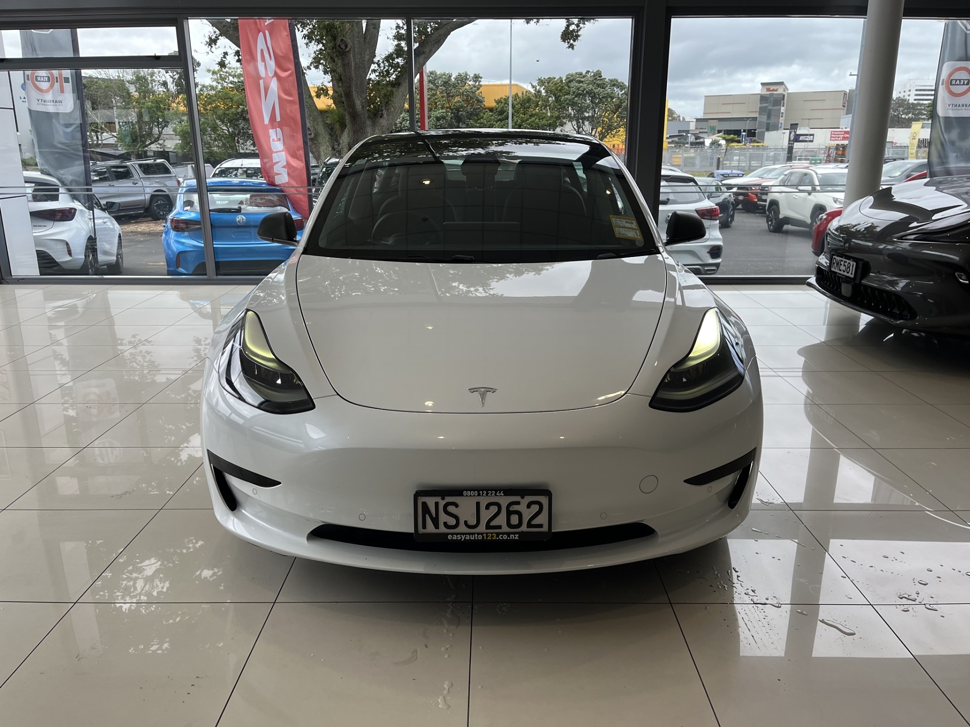 2021 Tesla Model 3 Standard Range Plus - Image 2