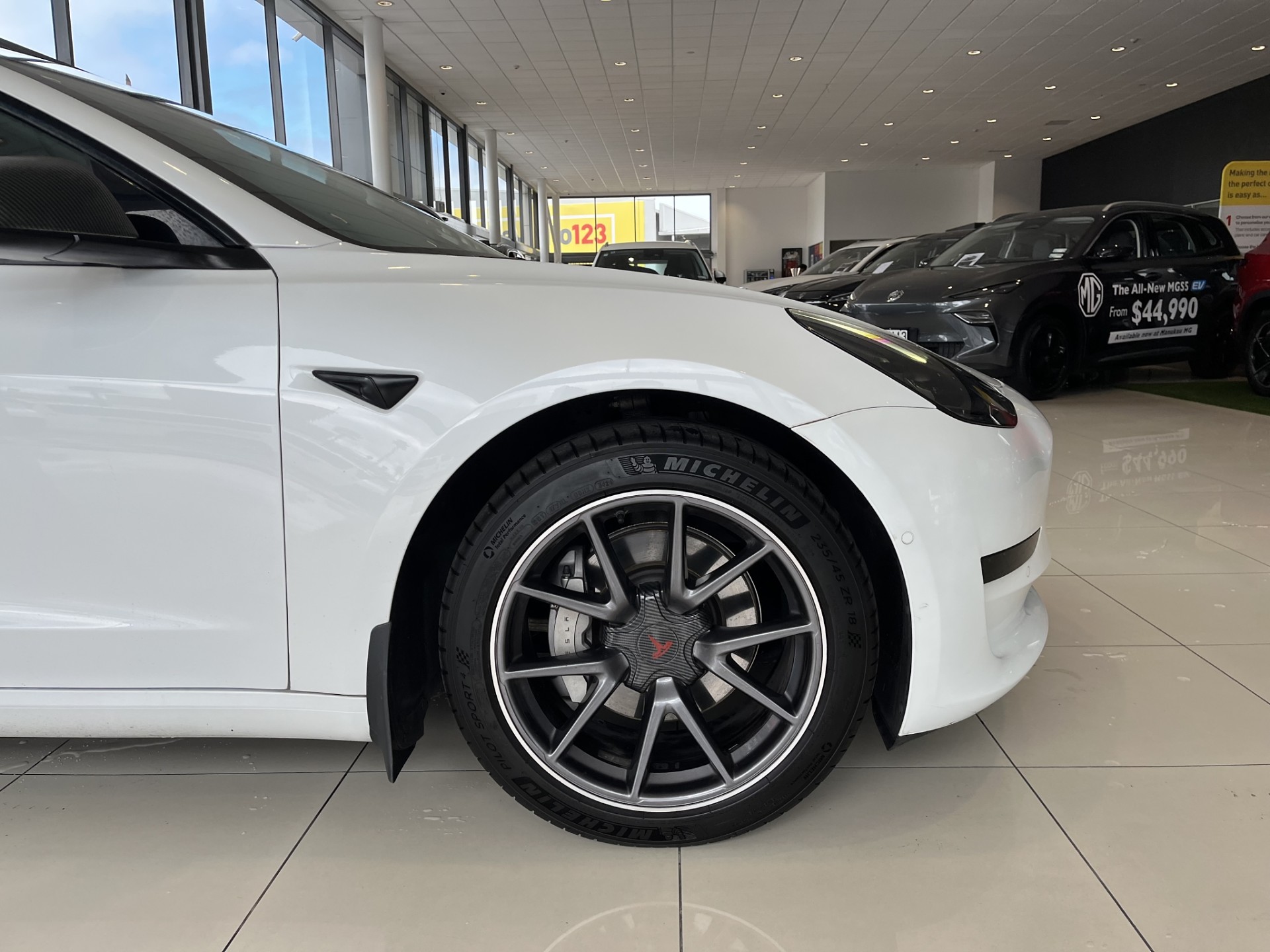 2021 Tesla Model 3 Standard Range Plus - Image 6