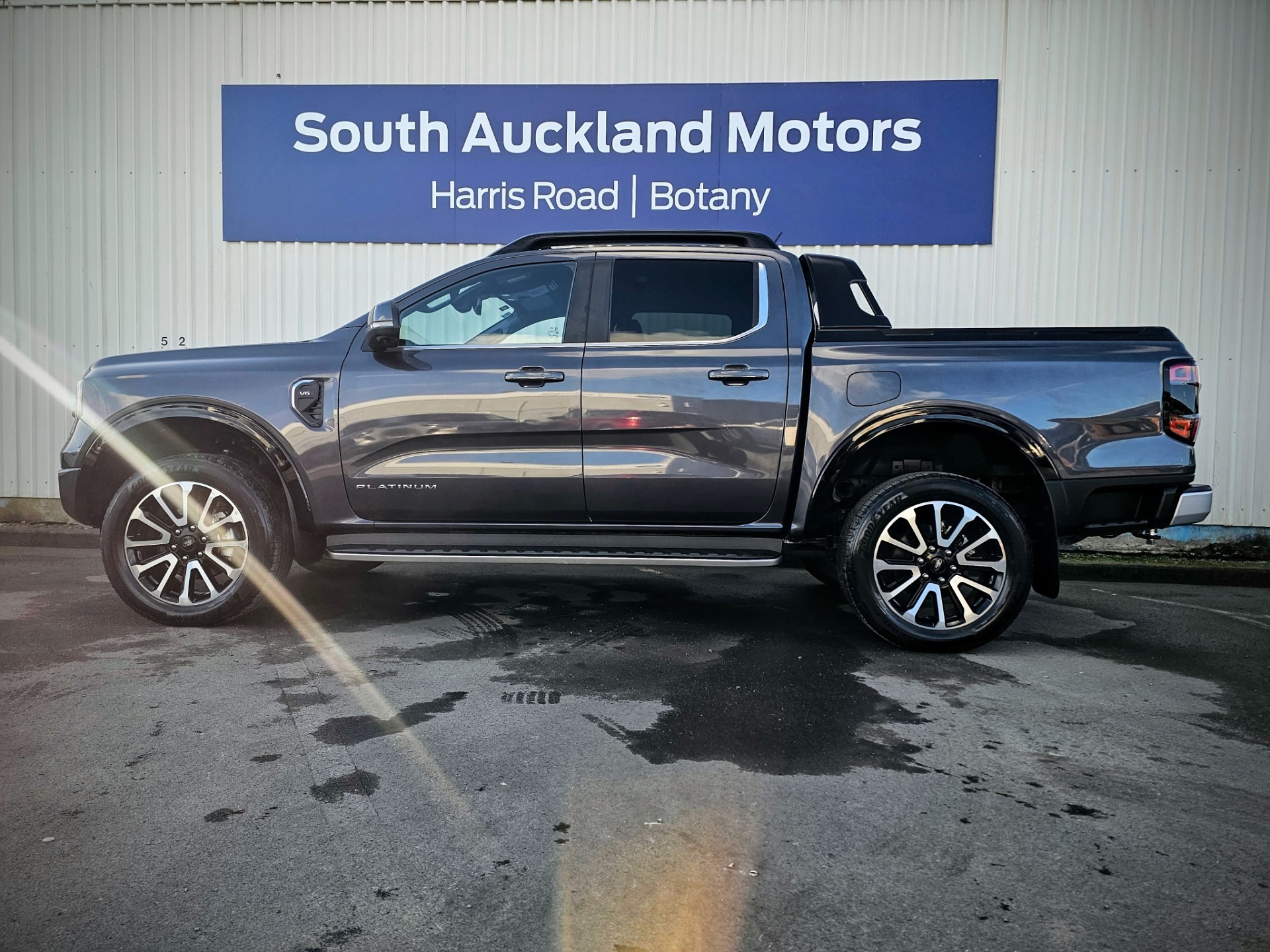 2025 Ford Ranger Platinum 3.0D/4Wd - Image 5