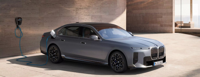 BMW i7 EV lease or finance
